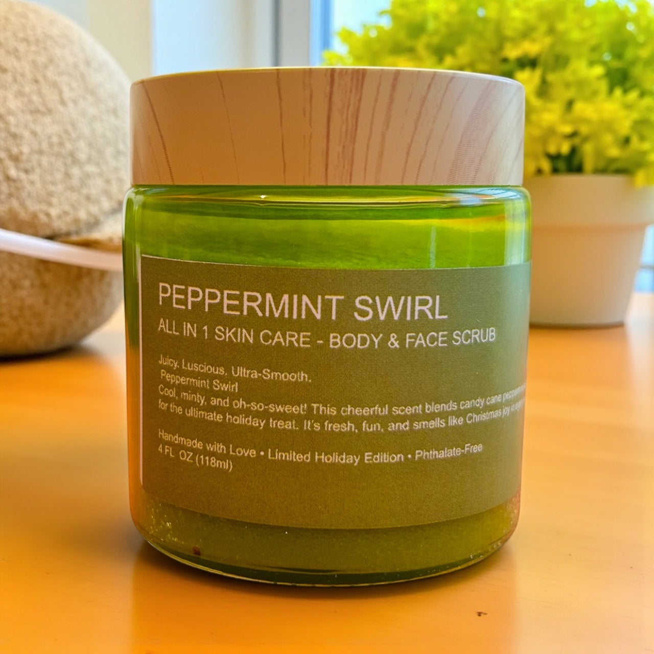 ❄️ Peppermint Swirl — Holiday Limited Edition Mini Body Scrub (4 oz)